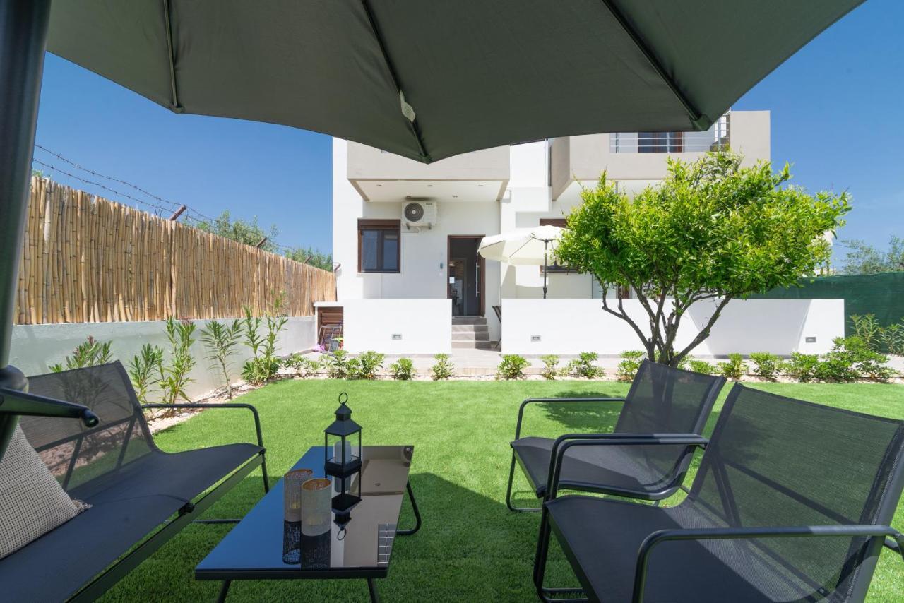 Modern House With Pool Near Beach Gazi Экстерьер фото