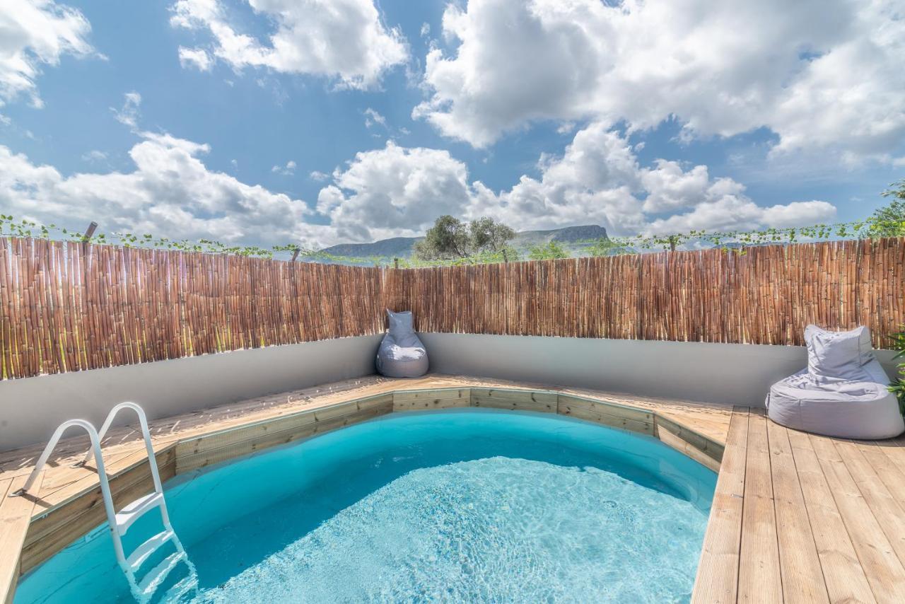 Modern House With Pool Near Beach Gazi Экстерьер фото